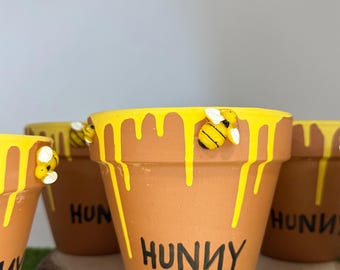 Terra Cotta Hunny Drip Pots Centerpieces Party Favors for Birthdays, Baby Showers, Honey Painted Clay Pots , Winnie the Pooh Centerpieces