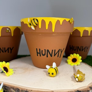 Winnie the Pooh Terra Cotta Hunny Pots Centerpieces Party Favors for Birthdays, Baby Showers, Honey Painted Clay Pots , Bee Centerpieces