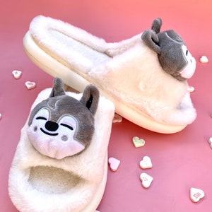 Wolf slippers for kids deals
