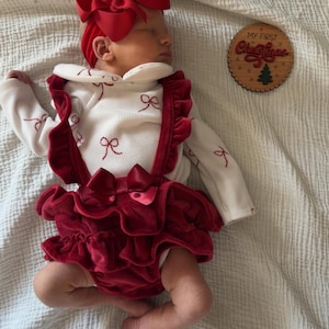 Baby's First Holiday Milestone Signs: New Parent Gift Set image 8