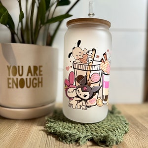 Taza de cristal de café Anime Kawaii Kitty and Friends de 16 oz