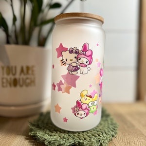Taza de cristal clásica con forma de estrella de Anime Kawaii Kitty and Friends de 16 oz