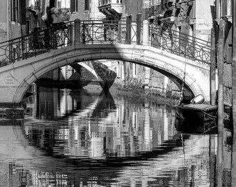 Venice Italy Wall Art, Canvas, Fine Art Print Travel Photography, Venice Canal Photo, Europe, Italian Wall Decor – Black & White