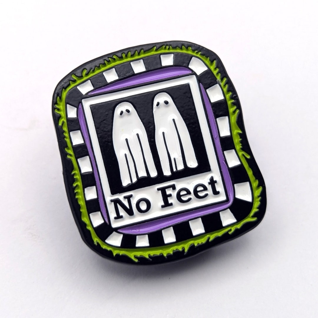 No Feet Polaroid Beetlejuice Lydia Soft Enamel Lapel Pin - Etsy