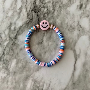 Smiley face bracelet / rainbow happy face bracelet / positive bracelet / kawaii bracelet / stackable bracelet / trendy bead bracelet