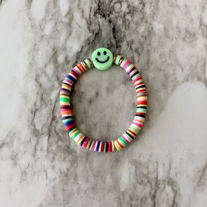 Smiley face bracelet / rainbow happy face bracelet / positive bracelet / kawaii bracelet / stackable handmade bracelet / trendy bead