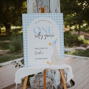 Blue silly goose welcome sign
