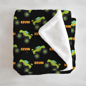 Monstertruck-Decke Benutzerdefinierte Name Monster Jam Geburtstagsgeschenk für Jungen-Kleinkind-Auto-Decke mit Namen Schwarze Decke Monstertruck Thema Geburtstag