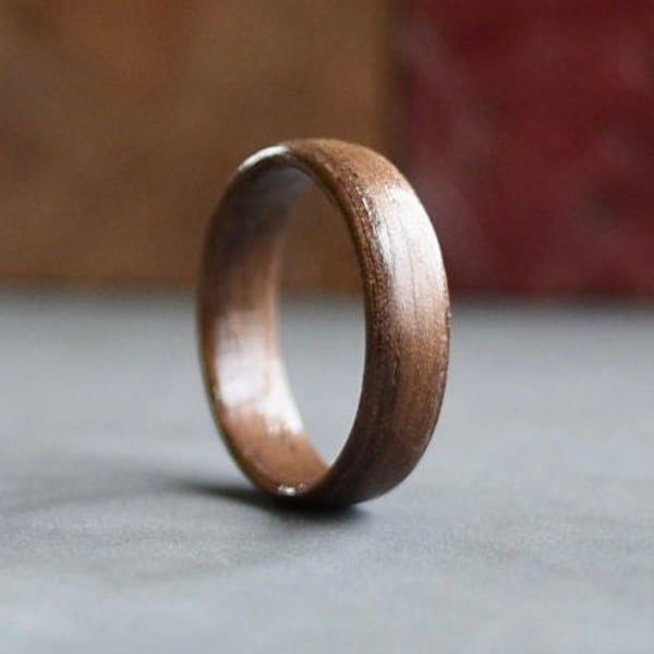 Bague en bois de noyer, alliance en bois, bague de mariage nature, bague en bois pour hommes, bague de fiançailles, bague de promesse pour lui, bague minimaliste en bois