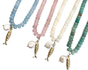 Natural stone rondellle shape adjustable necklace with fresh water pearl and gold tone fish charm