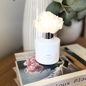 Flower Reed Diffuser / White/ 100ml/ Free P & P