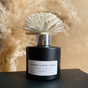 Black Matt Luxury Reed Diffuser With Flower 100ml/ Highly - Etsy