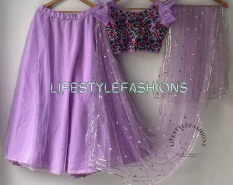 Lavendel Hochzeitsgast Lehenga Choli: Brautjungfern bereit, Lengha Choli für Frauen zu tragen
