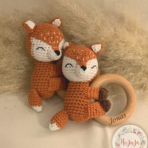 Crochet baby rattle fox with gripping ring made of natural wood Personalized with name engraving