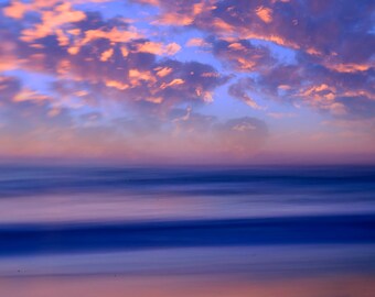 Fotografías e impresiones en lienzo de un amanecer abstracto e impresionista sobre las olas en Vilano Beach, Florida / Decoración de hogar de playa / Arte de playa de Florida