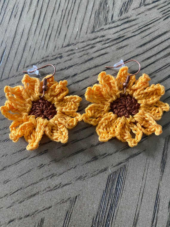 Sunflower Vibe Earrings Sunflower Vibe Earrings