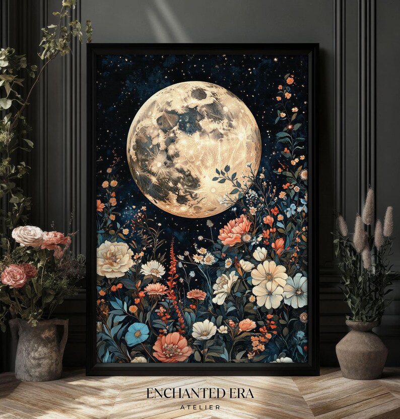 Pode incluir: Uma impress&atilde;o de arte digital que apresenta uma grande lua cheia com uma textura de superf&iacute;cie detalhada, cercada por um campo de flores coloridas em tons de azul, rosa, branco e amarelo. O fundo &eacute; azul escuro com um c&eacute;u estrelado. O texto "ENCHANTED ERA ATELIER" est&aacute; na parte inferior da impress&atilde;o.