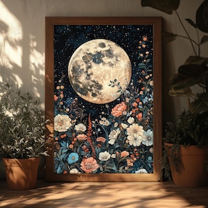 Pode incluir: Uma impress&atilde;o emoldurada de uma lua cheia com uma textura de superf&iacute;cie detalhada, cercada por um campo de flores em flor em tons de rosa, branco e azul contra um c&eacute;u noturno estrelado azul escuro.