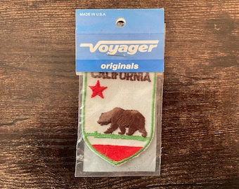 Vintage Patch California USA, Bear on State Flag — American embroidered applique Californian Travel Souvenir