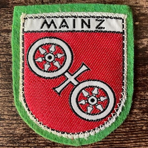 Vintage Patch Mainz Germany – Gutenberg Rhine Wine German Travel Souvenir (Sew-On)