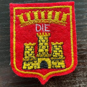 vintage Patch Die France – Clairette de Die Vercors Drôme Français Souvenir de Voyage (À Coudre)