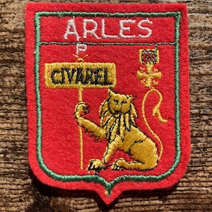 Vintage Patch Arles France – Provence Camargue Lion French Travel Souvenir (Sew-On)