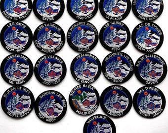 Vintage Patch French Ski Resorts – Choice Les Arcs, Tignes, Val d'Isere Travel Souvenir (Sew-On)