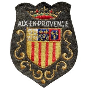 Vintage Patch Aix-en-Provence France – Coat of Arms Fleur-de-Lis French Travel Souvenir (Sew-On)