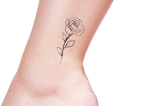 25 Stunning Rose Tattoo Designs to Look Elegant 2023