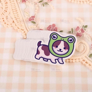 Vinylsticker schattige kat meme | Kat in de kikker-hoed | Leuke waterdichte memesticker voor waterfles, telefoon, laptop en autobumper