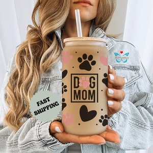 Dog Mom Glass Cup with name, Custom Dog Mom frosted cup gift for Iced Coffee lover, Personalized Dog lover gift, Personal Pet Glass Soda can