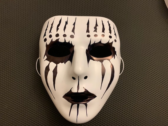 Joey Jordison Verses Mask -