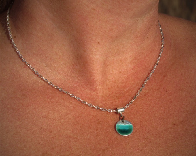 SURANO DESIGN JEWELRY Sterling Silver Necklace w/Blue Enameled Footprints Pendant SURANO DESIGN JEWELRY Sterling Silver Necklace w/Blue Enameled Footprints Pendant