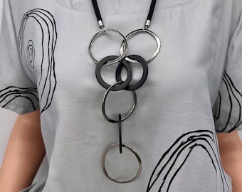 Funky Circle Statement Necklace: Chunky Geometric Design