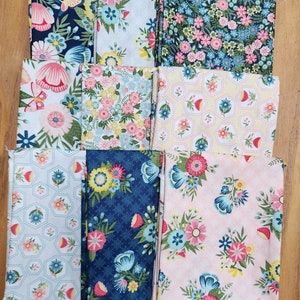 Vintage Flora by Kimberbell Bundle of 9 Fat Quarters Blue Flowers Country Blue Cottage Style
