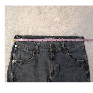 Vintage Y2K Wrangler Retro Slim Straight Jeans Light Wash Denim 30x29 image 4