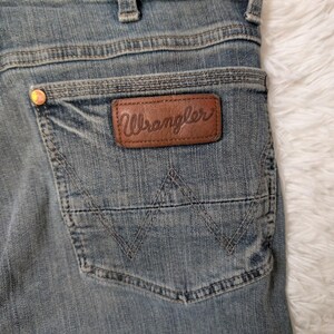 Vintage Y2K Wrangler Retro Slim Straight Jeans Light Wash Denim 30x29 image 7