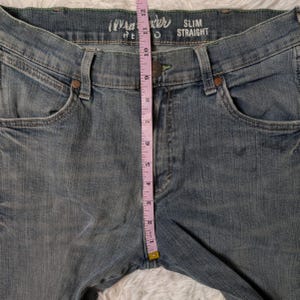 Vintage Y2K Wrangler Retro Slim Straight Jeans Light Wash Denim 30x29 image 5