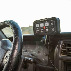 Auxbeam 8 gang switch panel to RAM ball adapter.