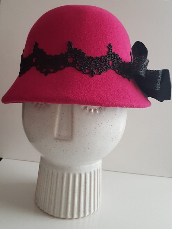 New Hand Made Women display picture 1