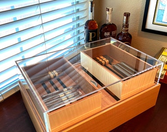 English Sycamore Humidor with Mahogany, Premium Hygrometer and Swede Leather Bottom - 200 count cigar capacity