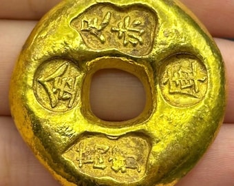 seltene alte tibetische Goldbarren mit orientalischen Punzen