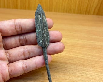 古代ギリシャ・ミケーネ文明の青銅製ロングショット矢じり - 紀元前1600年～1000年頃