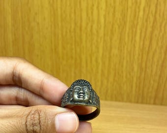 コレクター向けの素晴らしいチベットブロンズ製仏頭動物リング