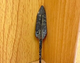 古代ギリシャ・ミケーネ文明の青銅製ロングショット矢じり - 紀元前1600年～1000年頃