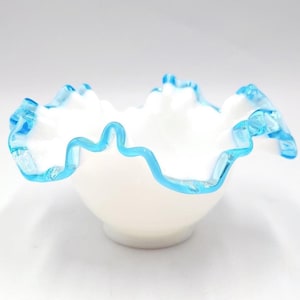 Fenton Aqua Crest Vase - Etsy - Page 2