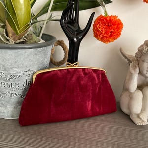 Magnifique sac de soirée Clarks vintage en velours, pochette bordeaux, sac pour une occasion spéciale,
