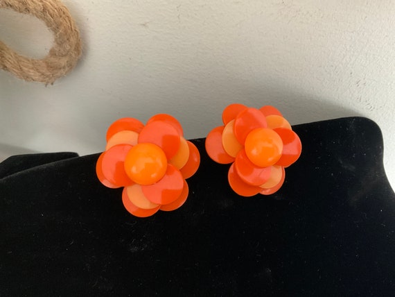 Gorgeous 1960s Clip on Earrings, Bright Orange Fl… - image 2