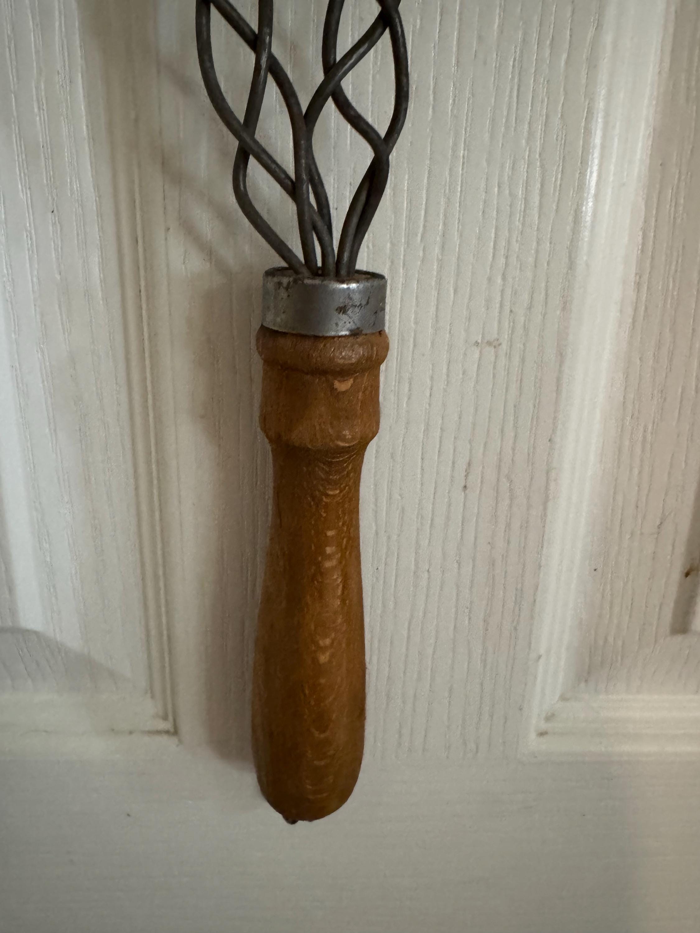 Antique Wire Rug Beater With Turned Wooden Handle-choice - Etsy