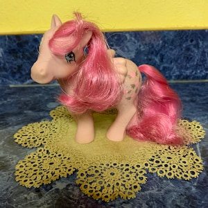 Vintage Pegasus Heart Throb-My Little Pony